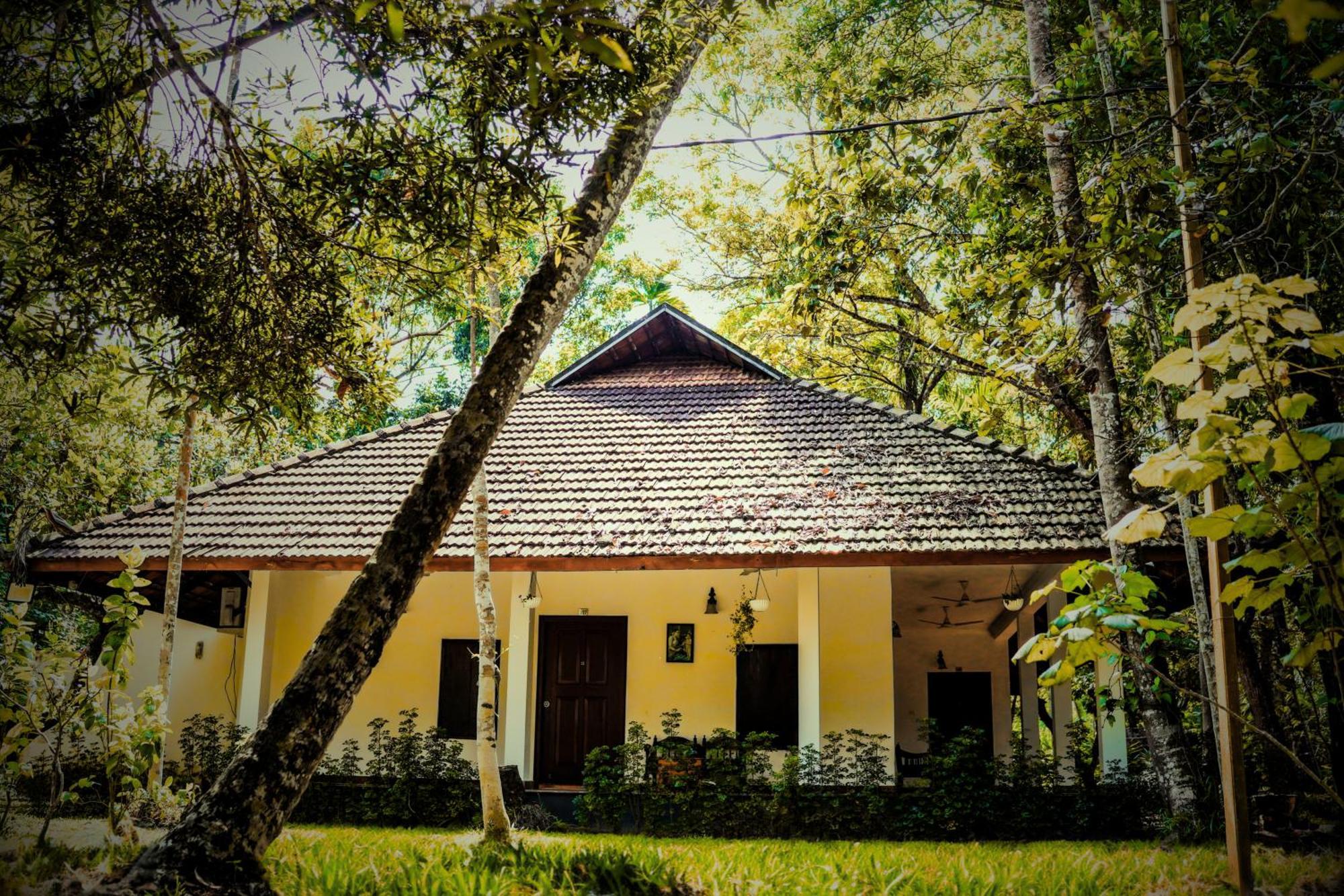 Marari Beach Palace Mararikulam Exterior foto