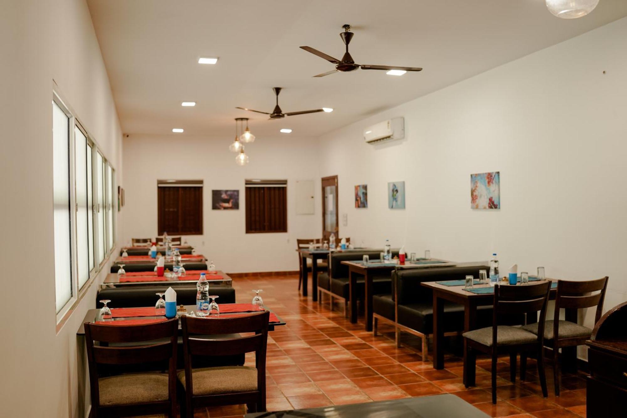 Marari Beach Palace Mararikulam Exterior foto